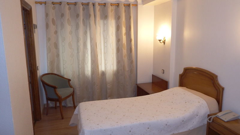 Senorial Hotel Madrid Exterior photo