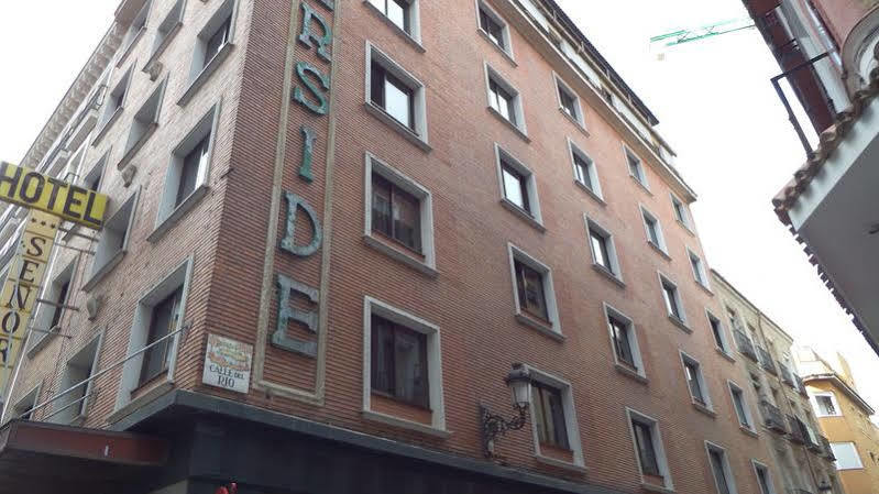 Senorial Hotel Madrid Exterior photo